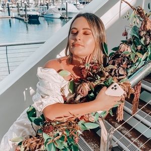 Meet your Posher, Phoebe